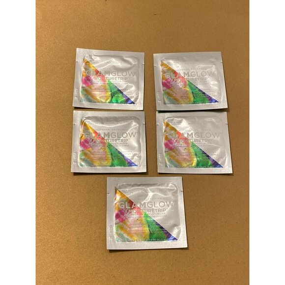 5 GlamGlow MOISTURETRIP™ Omega Rich Moisturizer - Travel Pack 0.06oz/2ml each - Picture 3 of 5